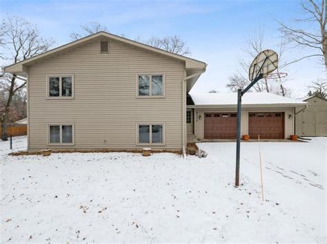Single Family; Pending; MLS # 6428371; Updated 8 days ago; 5. . Zillow cambridge mn